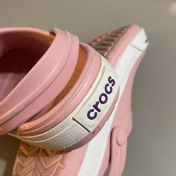 Girls Crocs Pink Size 3 - Picture 4 of 7